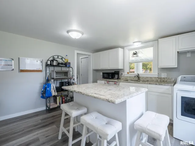 $154,990 | 307 South Hickory Street, Wenona, IL 61377