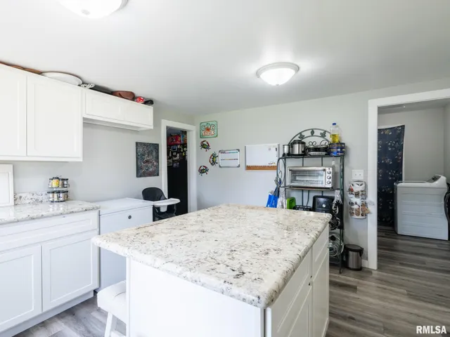 $154,990 | 307 South Hickory Street, Wenona, IL 61377