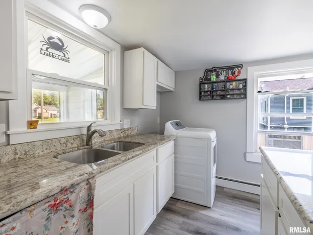 $154,990 | 307 South Hickory Street, Wenona, IL 61377