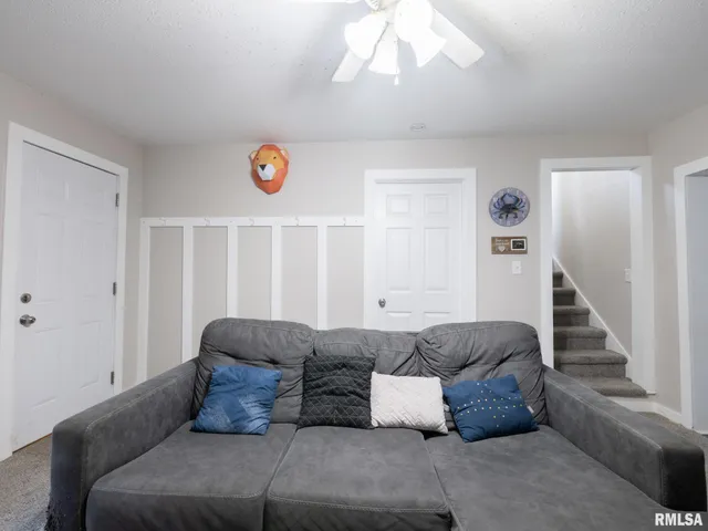 $154,990 | 307 South Hickory Street, Wenona, IL 61377