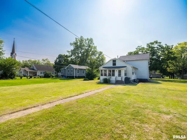 $154,990 | 307 South Hickory Street, Wenona, IL 61377