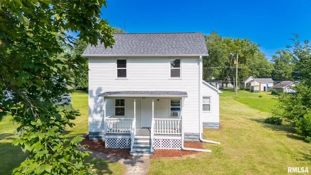 $154,990 | 307 South Hickory Street, Wenona, IL 61377