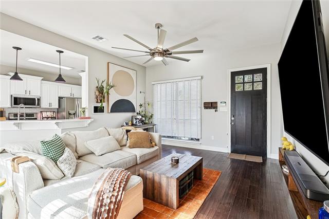 820 Joans Street Mandeville, LA 70448 - Photo 3 of 13