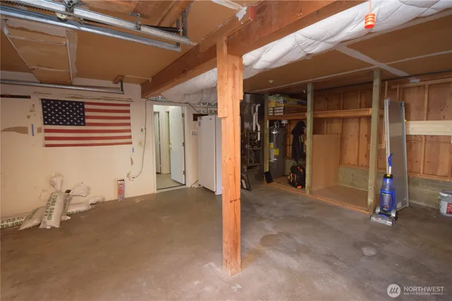 a view of a storage & utility room
