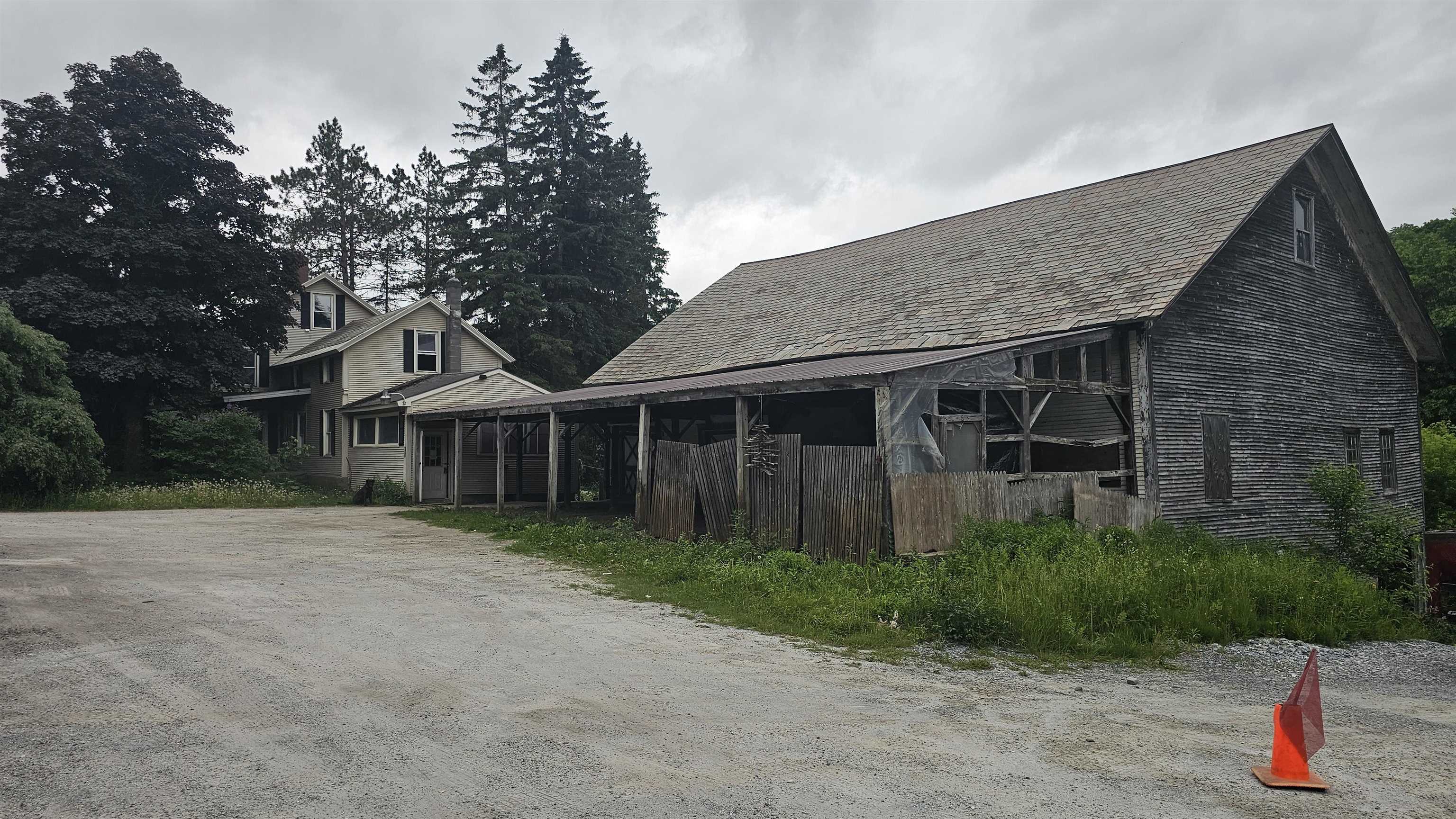 347 Highway 103 Wallingford, VT 05742 - Photo 2 of 30
