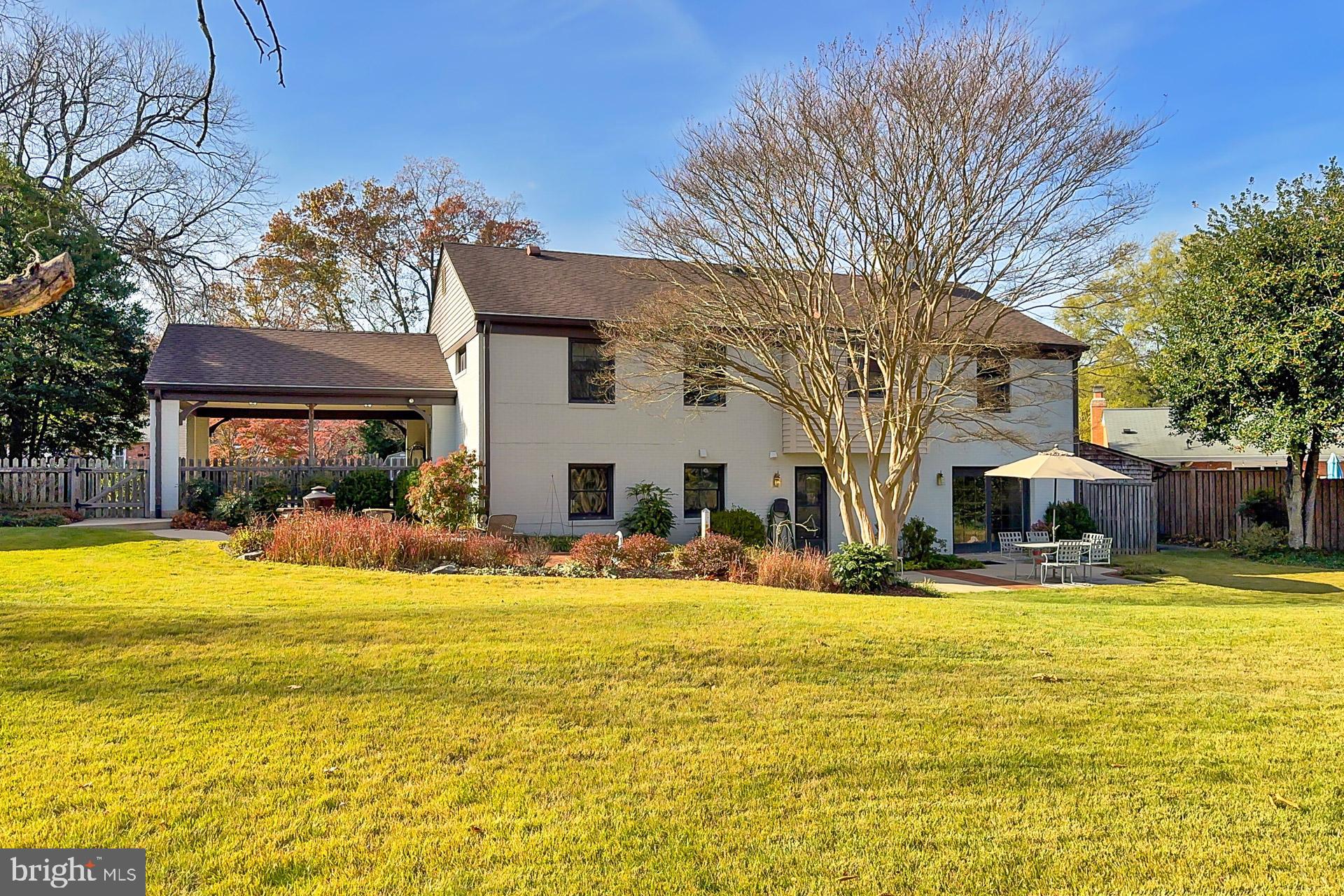 6703 Doane Avenue Springfield, VA 22152 - Photo 4 of 52 Gallery Image 4