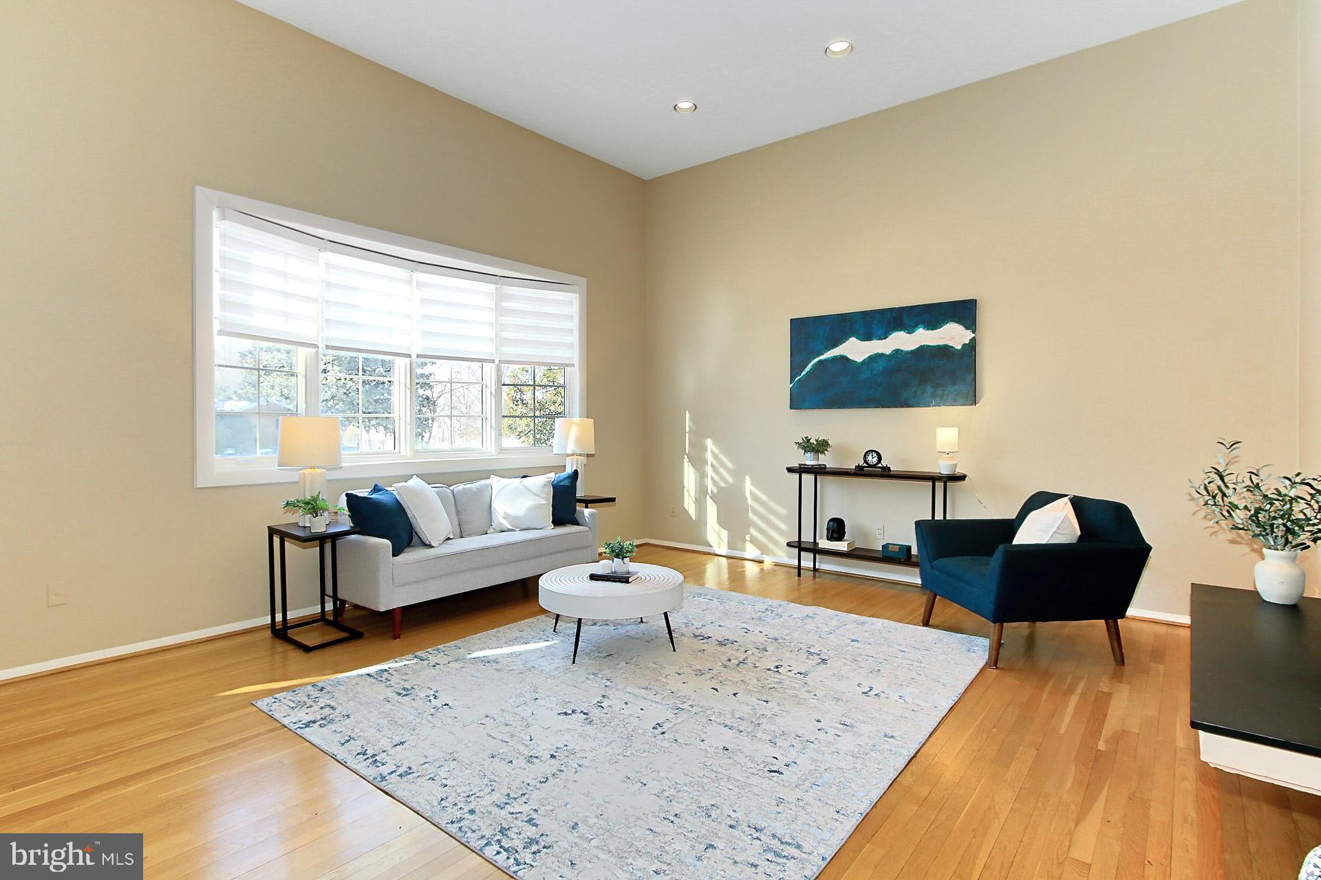 6703 Doane Avenue Springfield, VA 22152 - Photo 6 of 52 Gallery Image 6