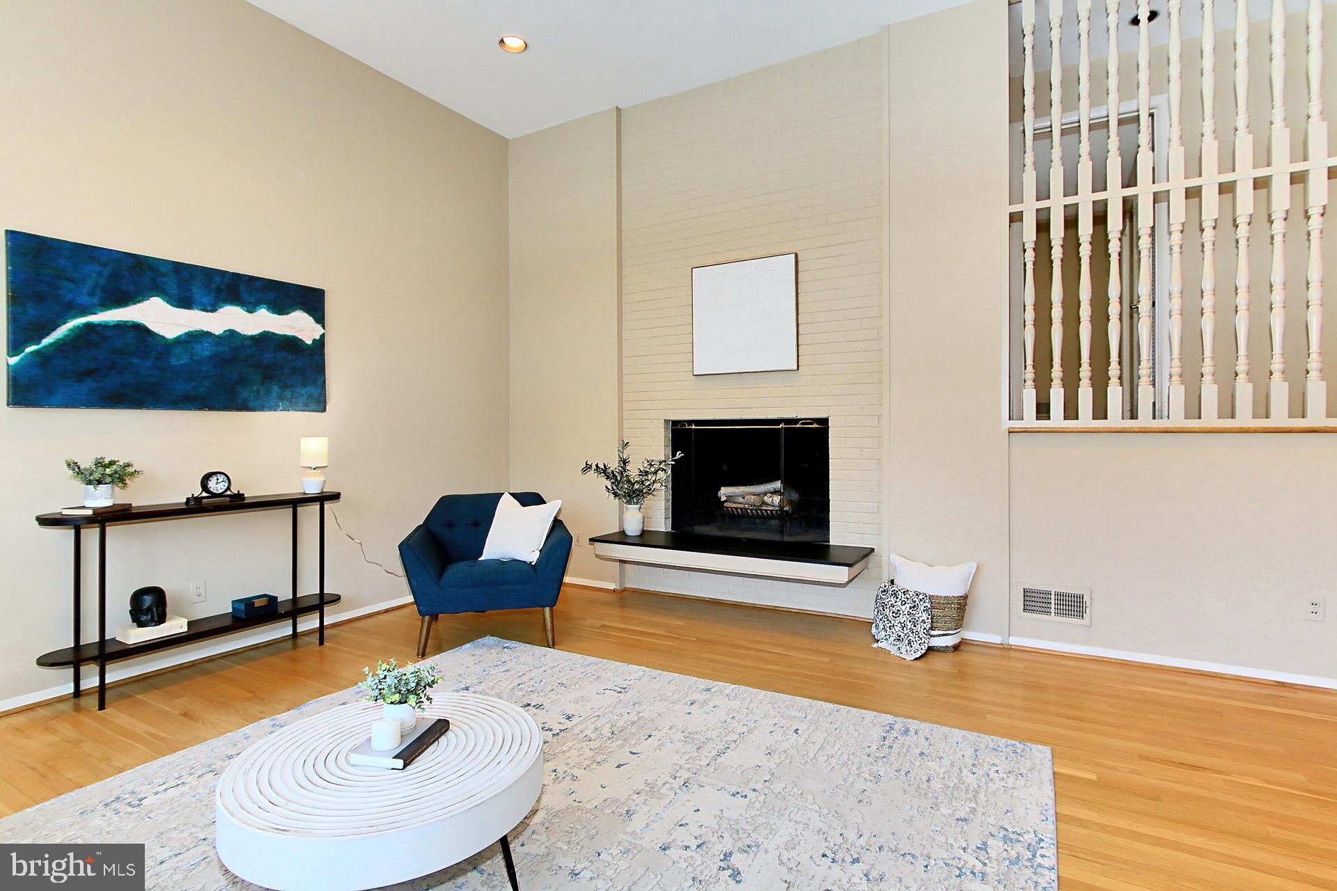 6703 Doane Avenue Springfield, VA 22152 - Photo 7 of 52 Gallery Image 7