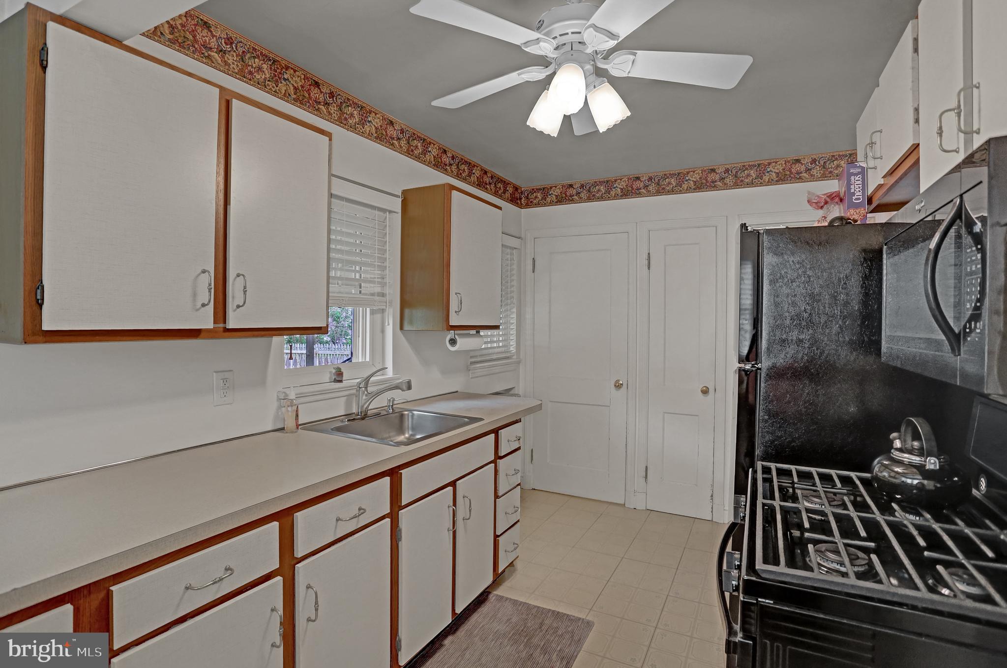 36 Clearview Road Hanover, PA 17331 - Photo 18 of 41 Kitchen
