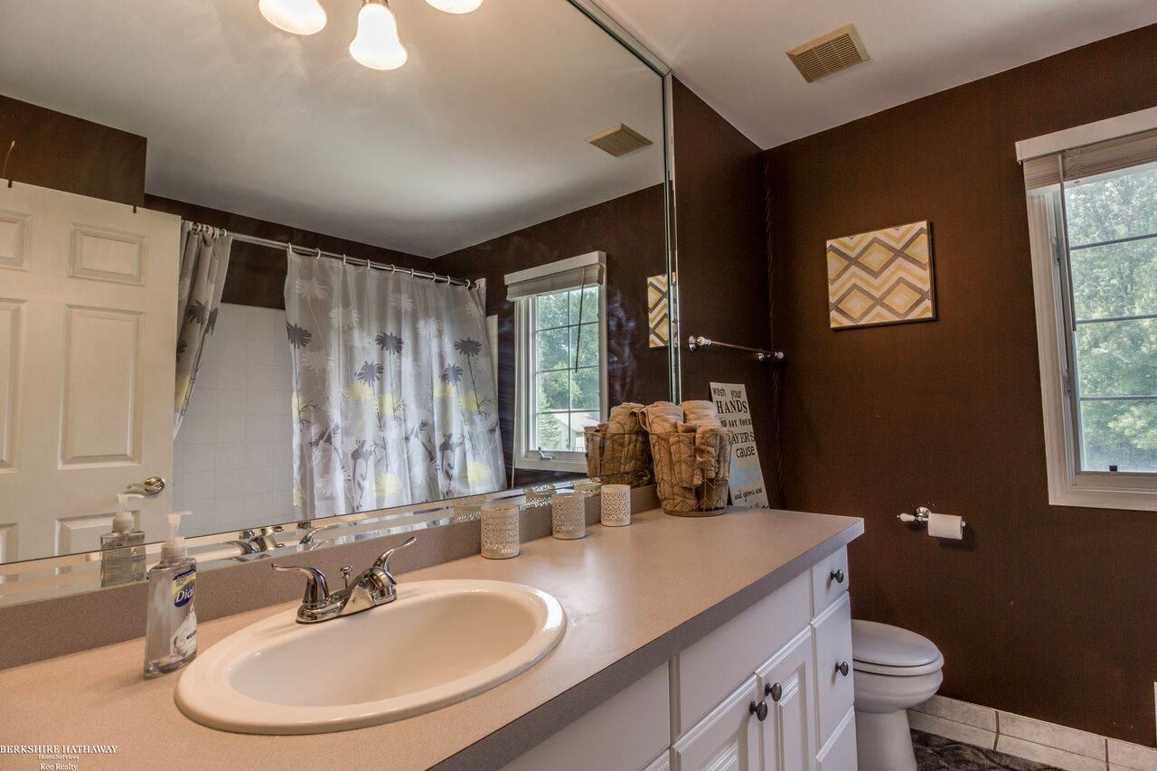 52655 Fairchild Road Chesterfield, MI 48051 - Photo 17 of 22