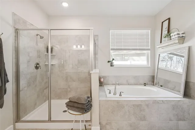 $779,900 | 11120 Robert Frost Drive, Winter Garden, FL 34787