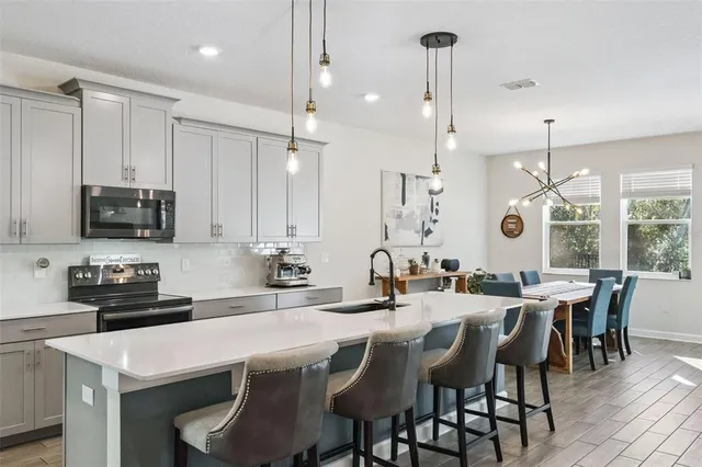 $779,900 | 11120 Robert Frost Drive, Winter Garden, FL 34787