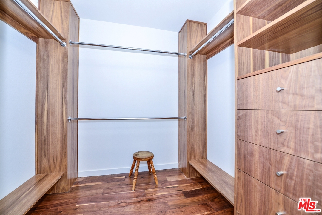 914 2nd Street, Unit B Santa Monica, CA 90403 - Photo 11 of 29 a view of a room with wooden floor and chair