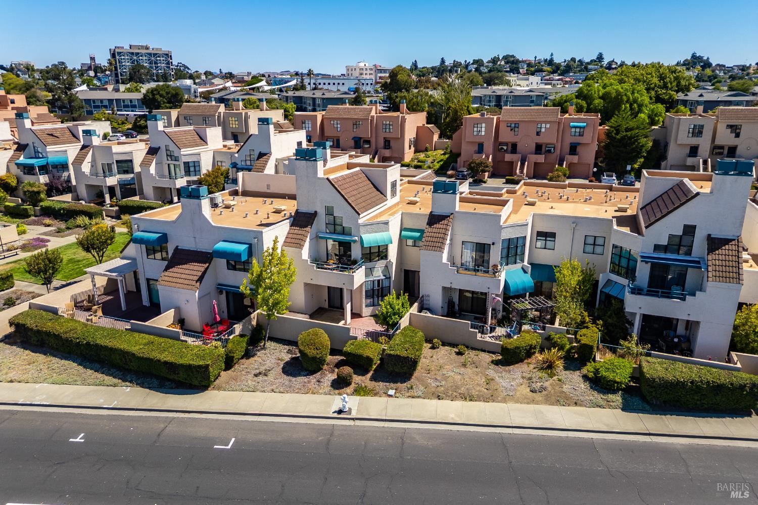 171 Nantucket Lane Vallejo, CA 94590 - Photo 51 of 56 an aerial view of multiple house