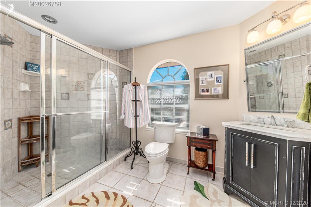 1051 Southeast Riverside Drive Stuart, FL 34996 - Photo 38 of 52 Gallery Image 38