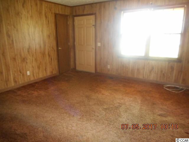 3334 Fries Bay Road Loris, SC 29569 - Photo 5 of 10