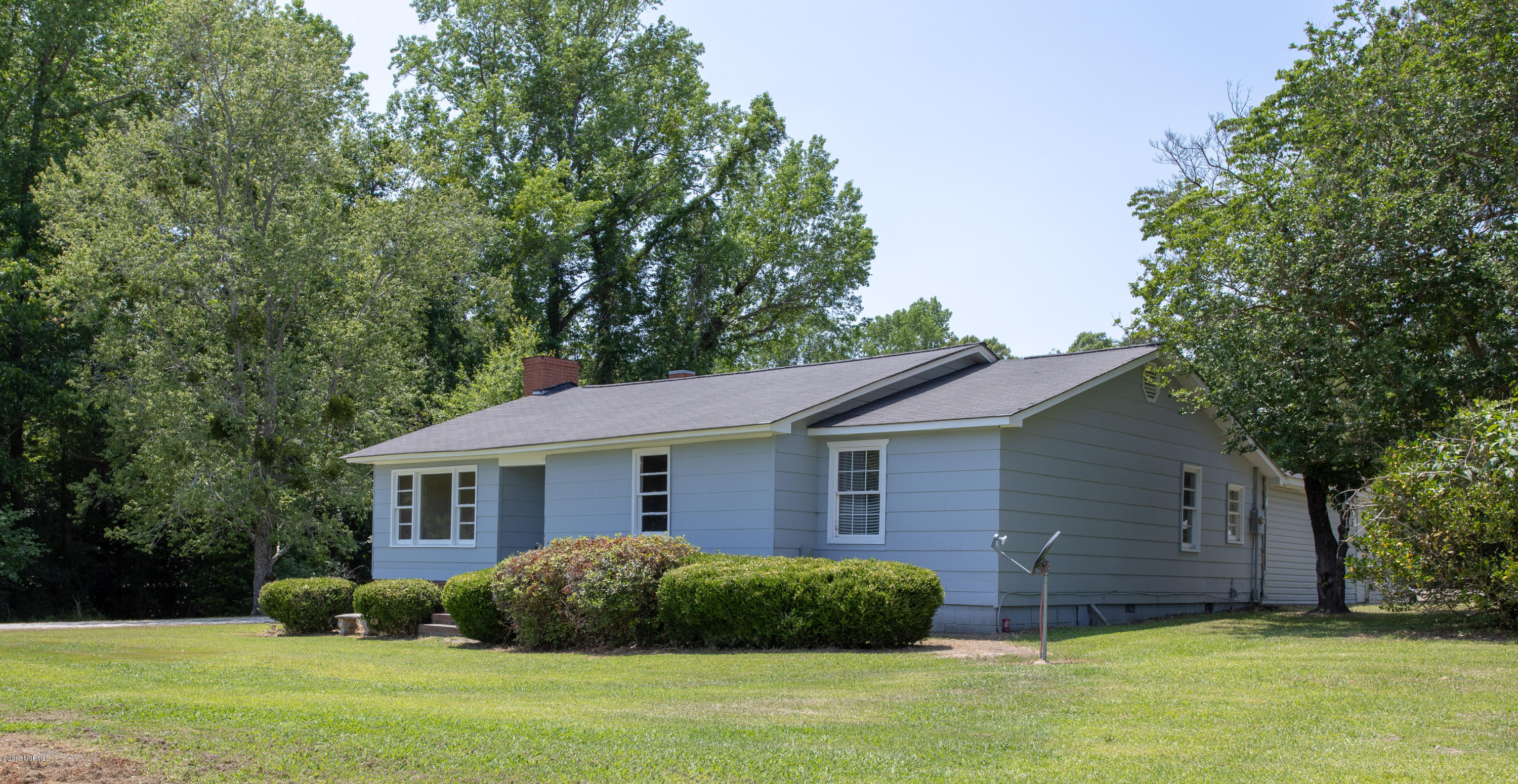 336 White Post Road Pinetown, NC 27865 - Photo 4 of 47 004 IMG_0374