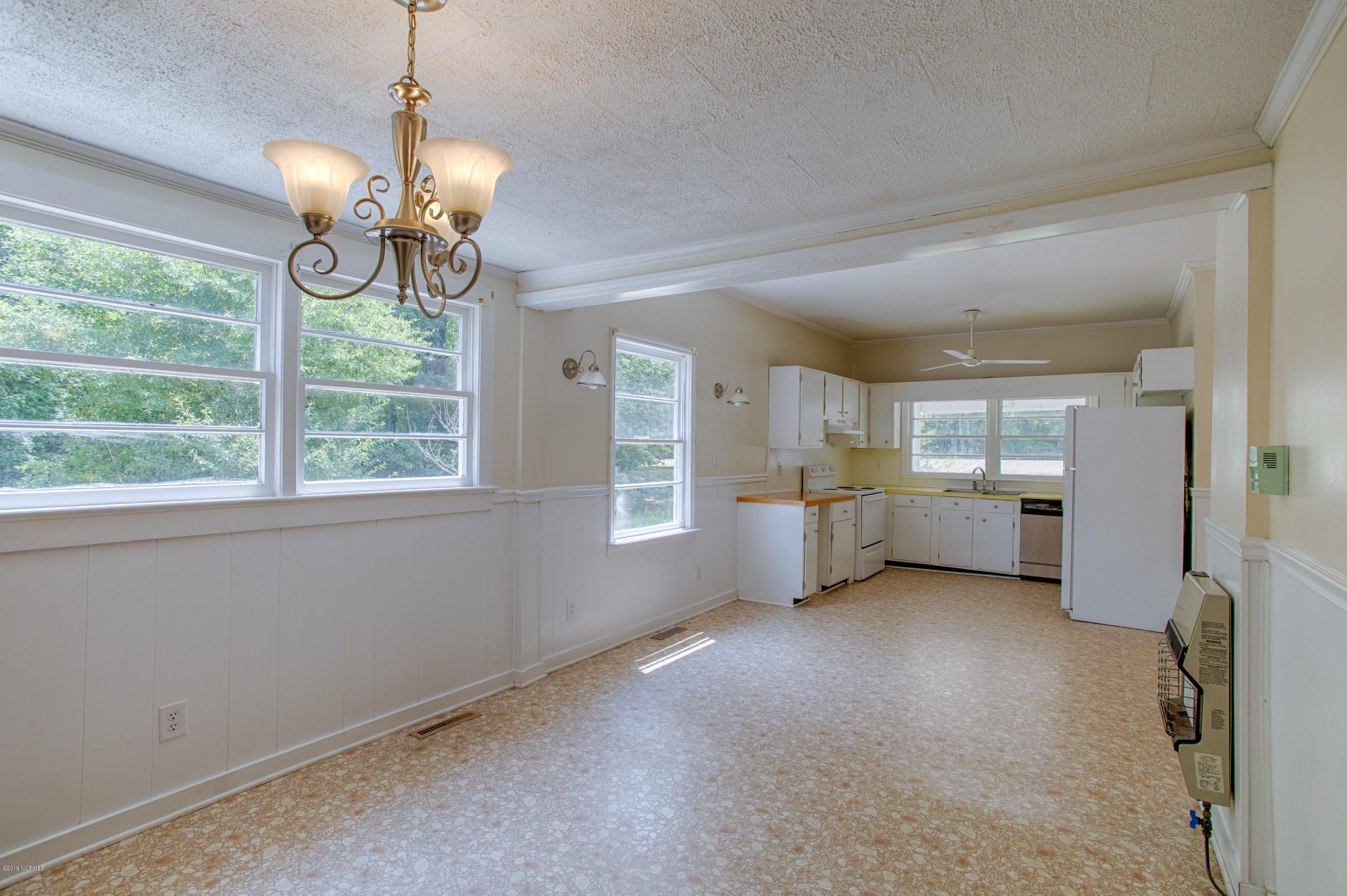 336 White Post Road Pinetown, NC 27865 - Photo 5 of 47 005 IMG_0434_HDR