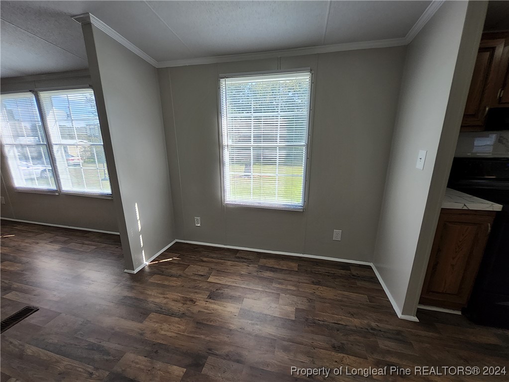6810 Old Wire Road Laurel Hill, NC 28351 - Photo 5 of 19 Gallery Image 5