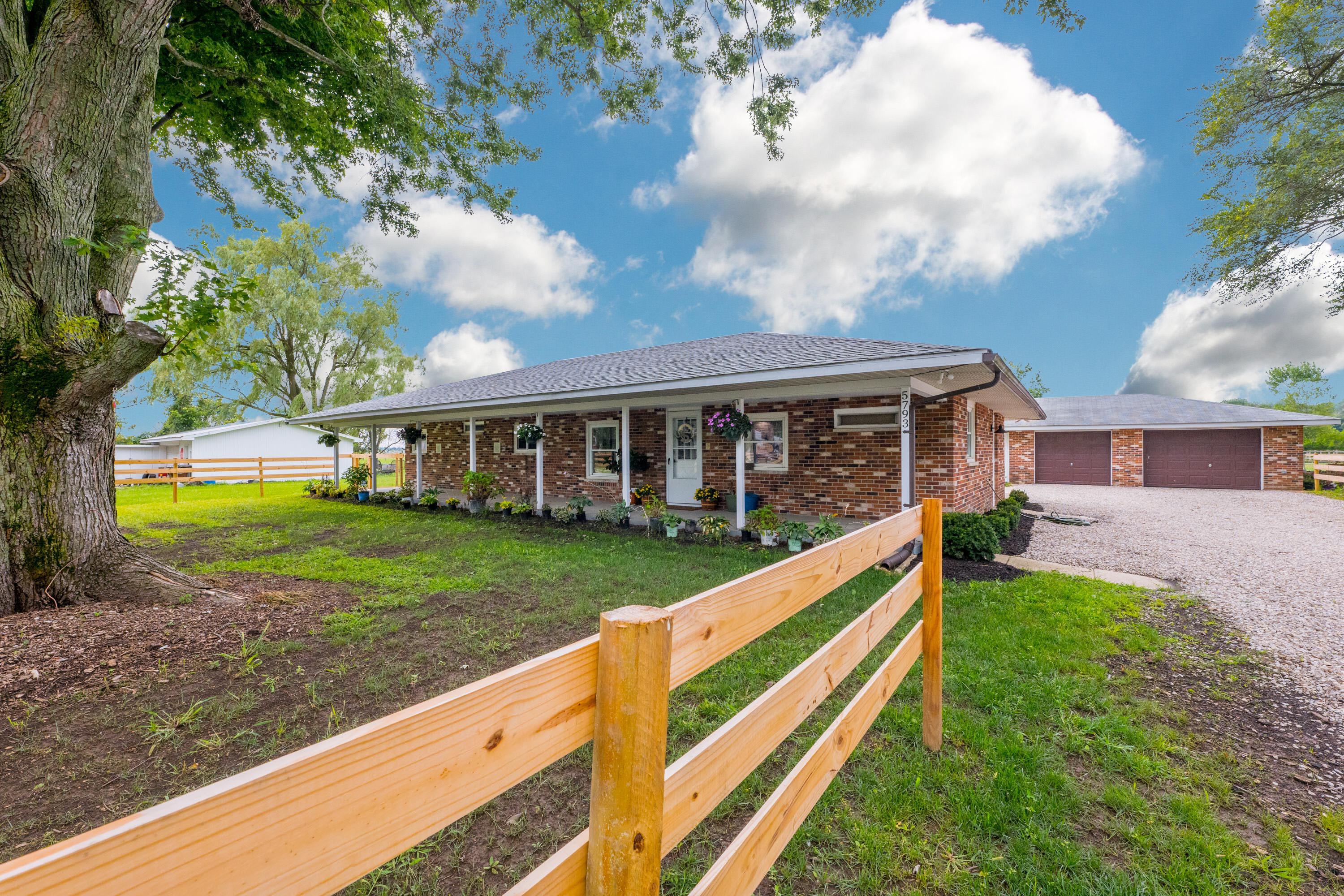 5793 Houchard Road Dublin, OH 43016 - Photo 6 of 53 006P1703358-edit