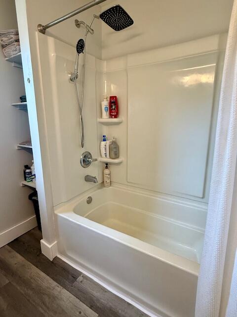 806 North 4th Street Kentland, IN 47951 - Photo 29 of 29 a bathroom with a bathtub and shower