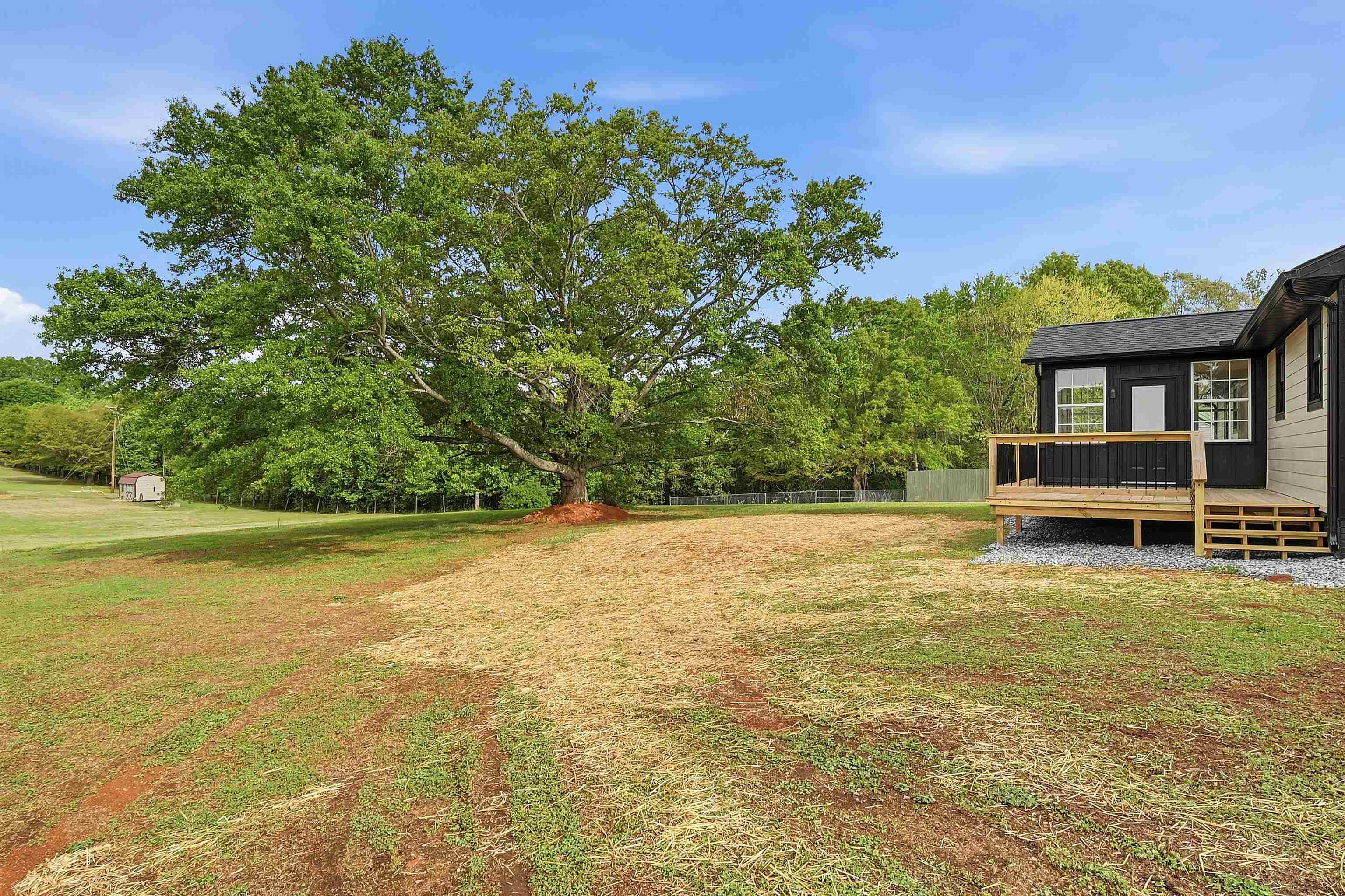 305 Palmer Court Inman, SC 29349 - Photo 27 of 35
