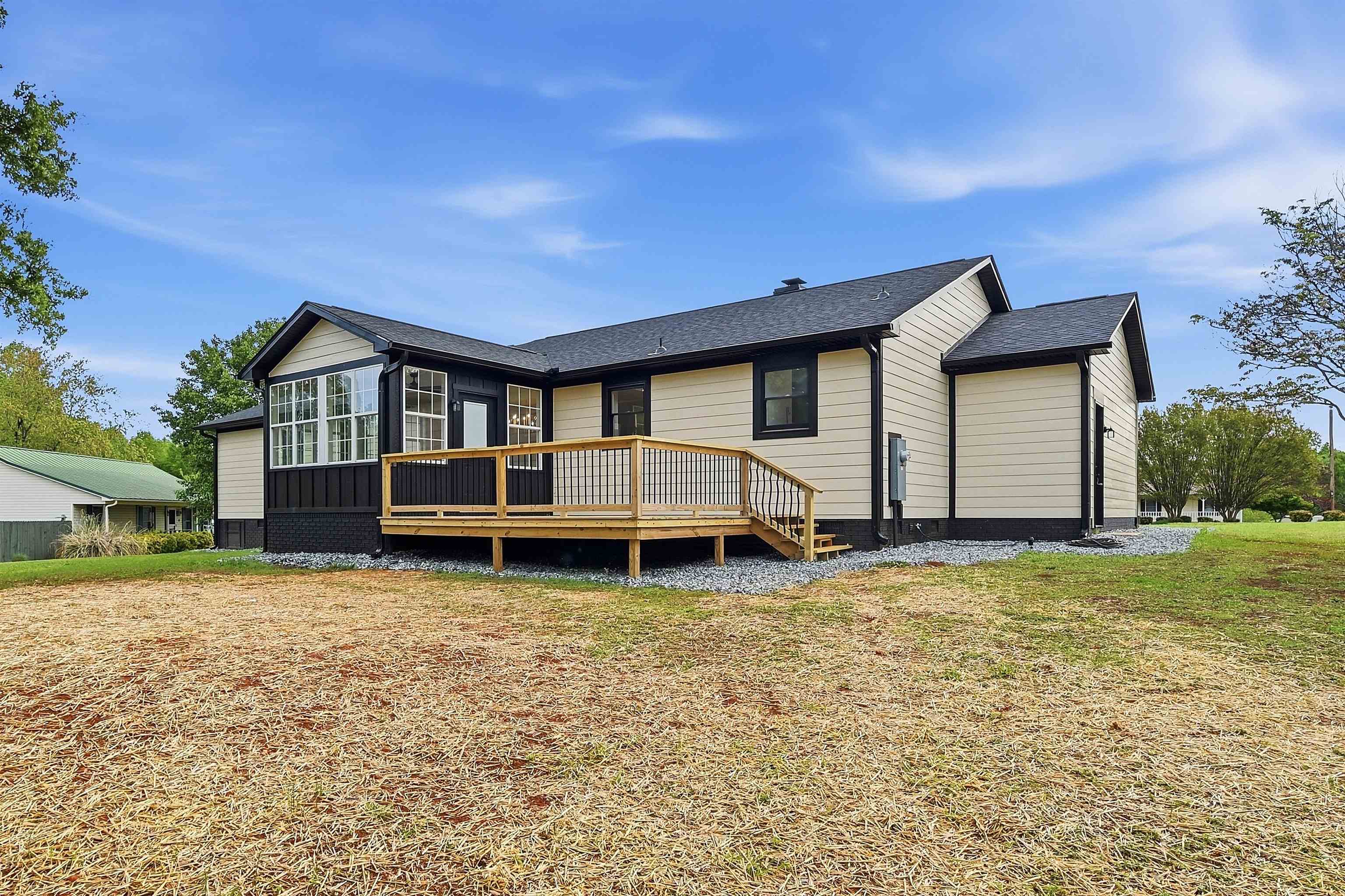 305 Palmer Court Inman, SC 29349 - Photo 28 of 35