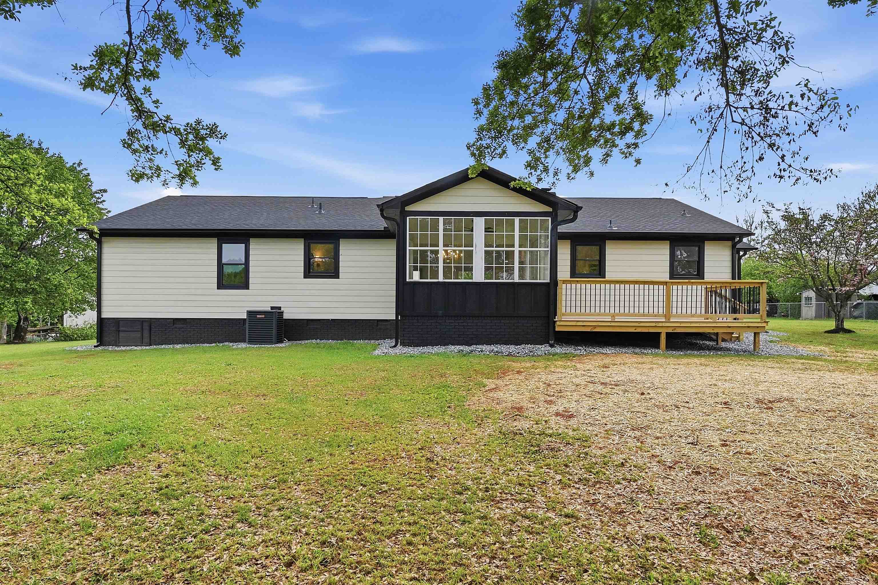 305 Palmer Court Inman, SC 29349 - Photo 32 of 35