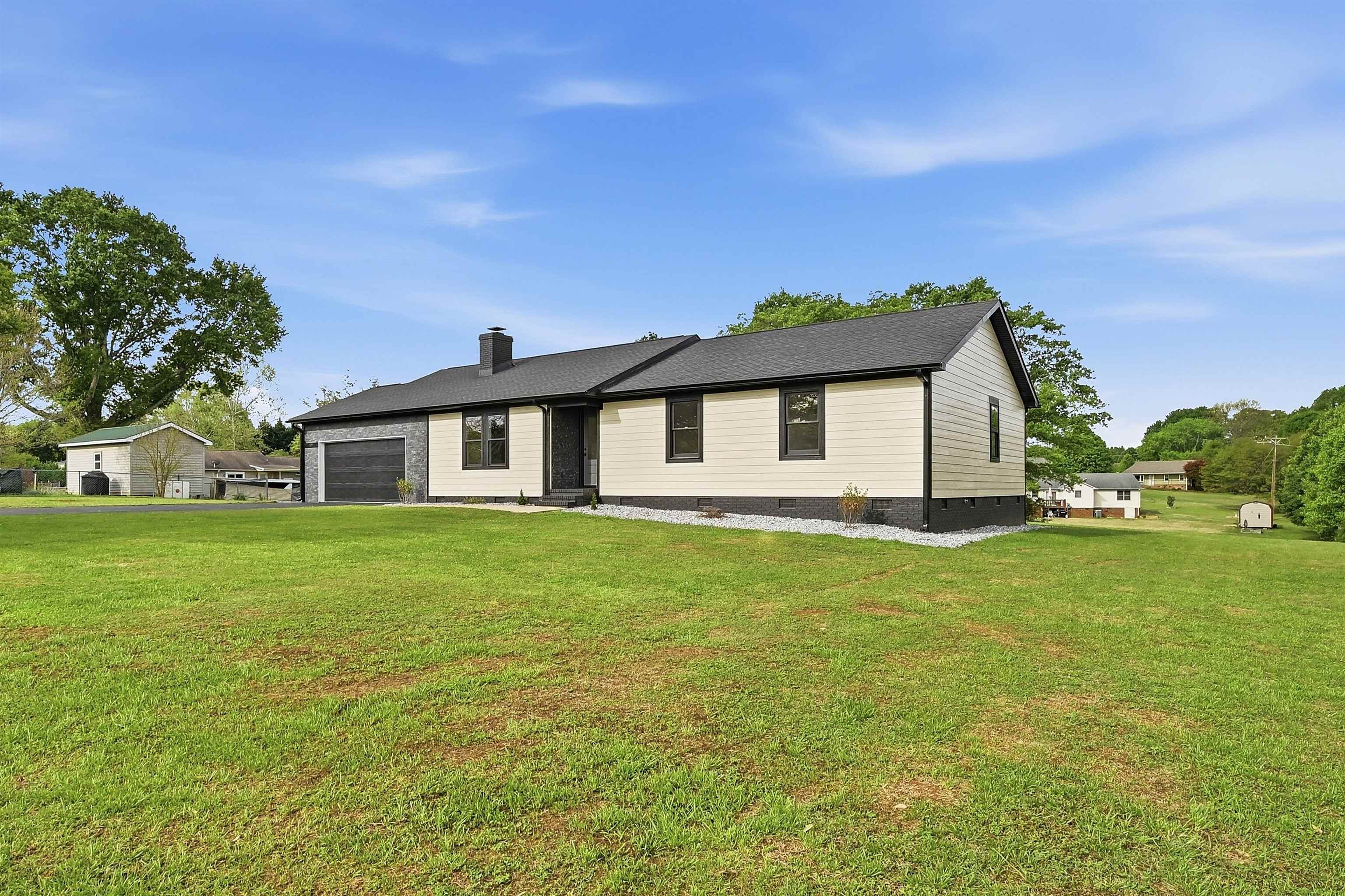 305 Palmer Court Inman, SC 29349 - Photo 34 of 35