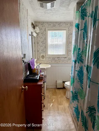 $180,000 | 3509 Winfield Avenue, Moosic, PA 18507