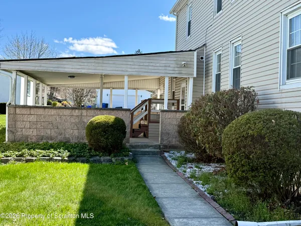 $180,000 | 3509 Winfield Avenue, Moosic, PA 18507