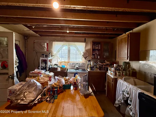 $180,000 | 3509 Winfield Avenue, Moosic, PA 18507