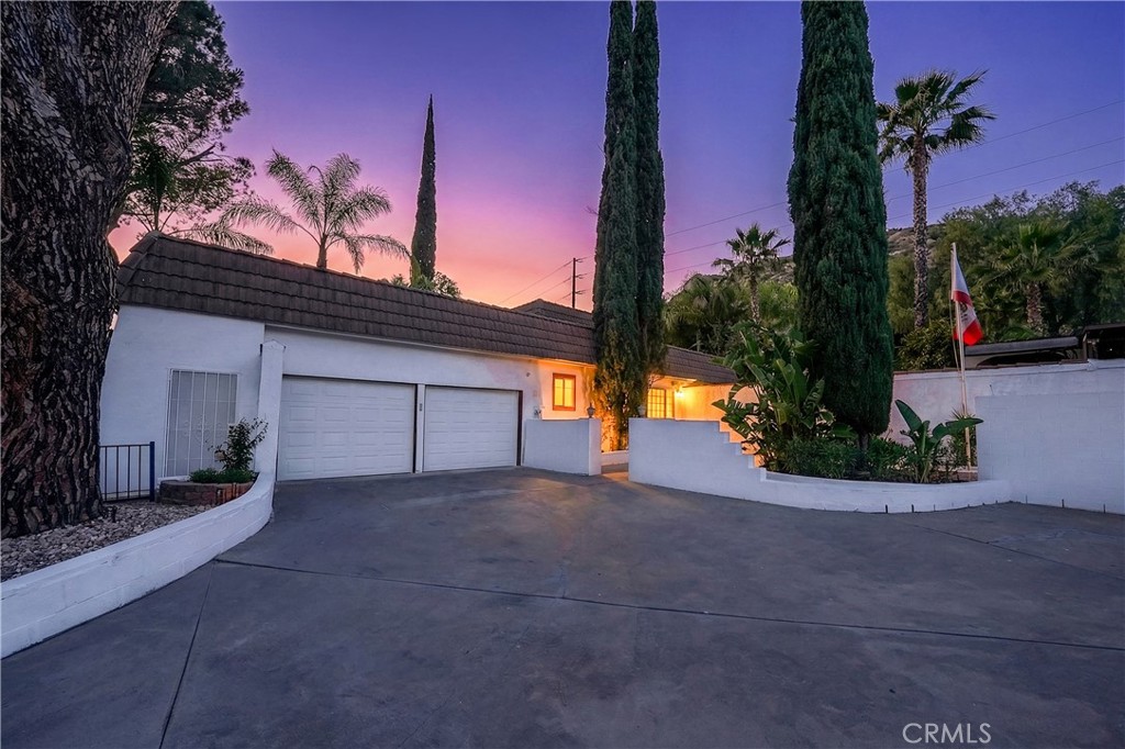 23734 Vista Ramona Road Ramona, CA 92065 - Photo 4 of 62 front view of a house with a street