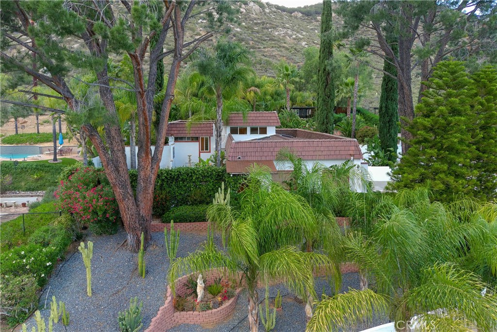 23734 Vista Ramona Road Ramona, CA 92065 - Photo 53 of 62 a house view with a garden space