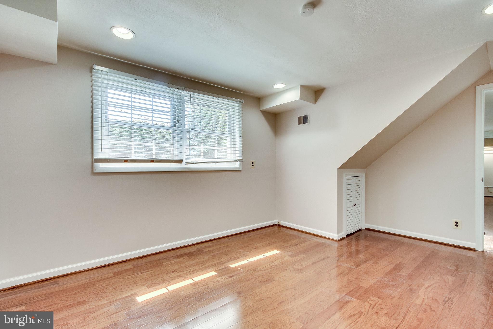5324 Ringold Place Springfield, VA 22151 - Photo 30 of 37