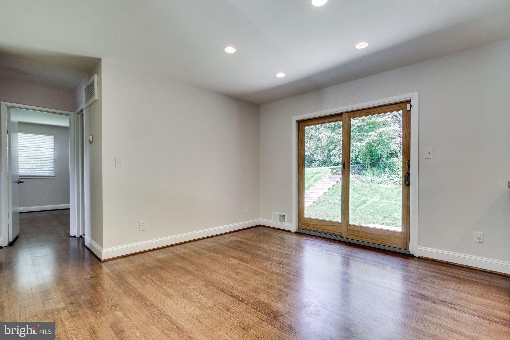 5324 Ringold Place Springfield, VA 22151 - Photo 8 of 37