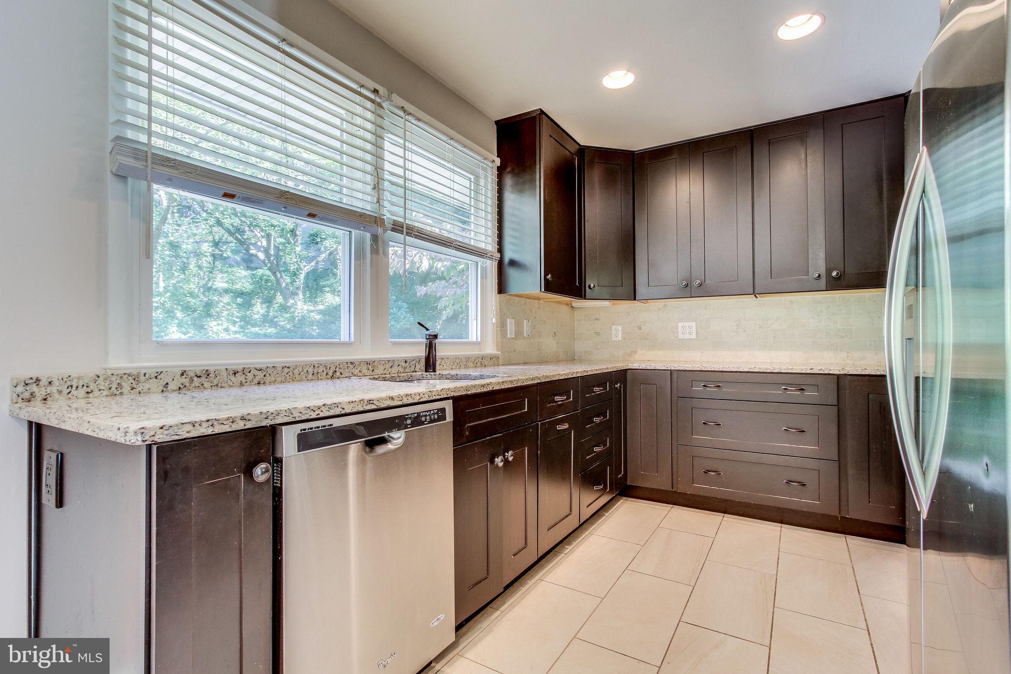 5324 Ringold Place Springfield, VA 22151 - Photo 10 of 37