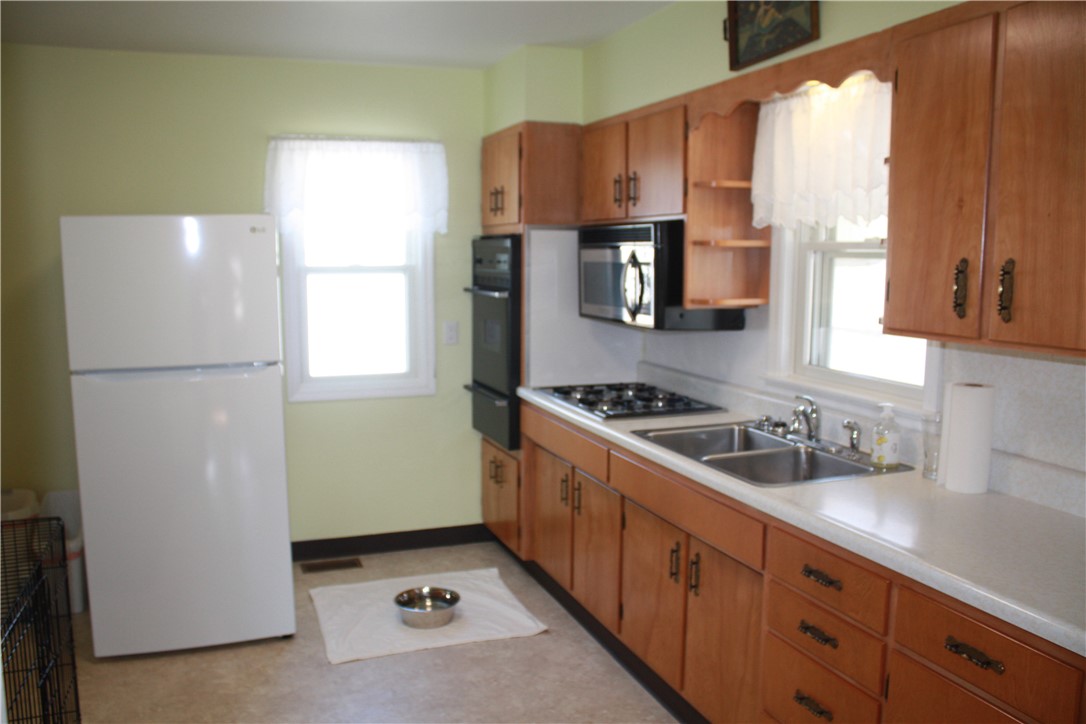 1412 West Grand Avenue Decatur, IL 62526 - Photo 3 of 14 Gallery Image 3