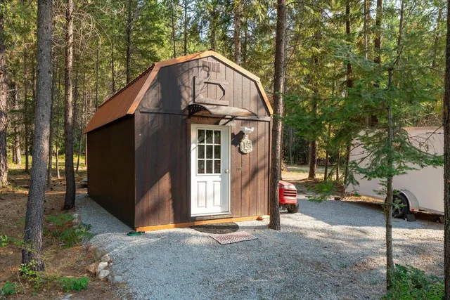 $598,500 | 511 Lenora Drive, Usk, WA 99180