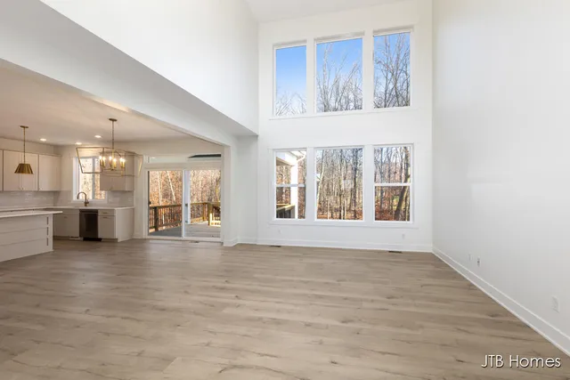 $629,900 | 5970 Claymont Court Southeast, Caledonia, MI 49316