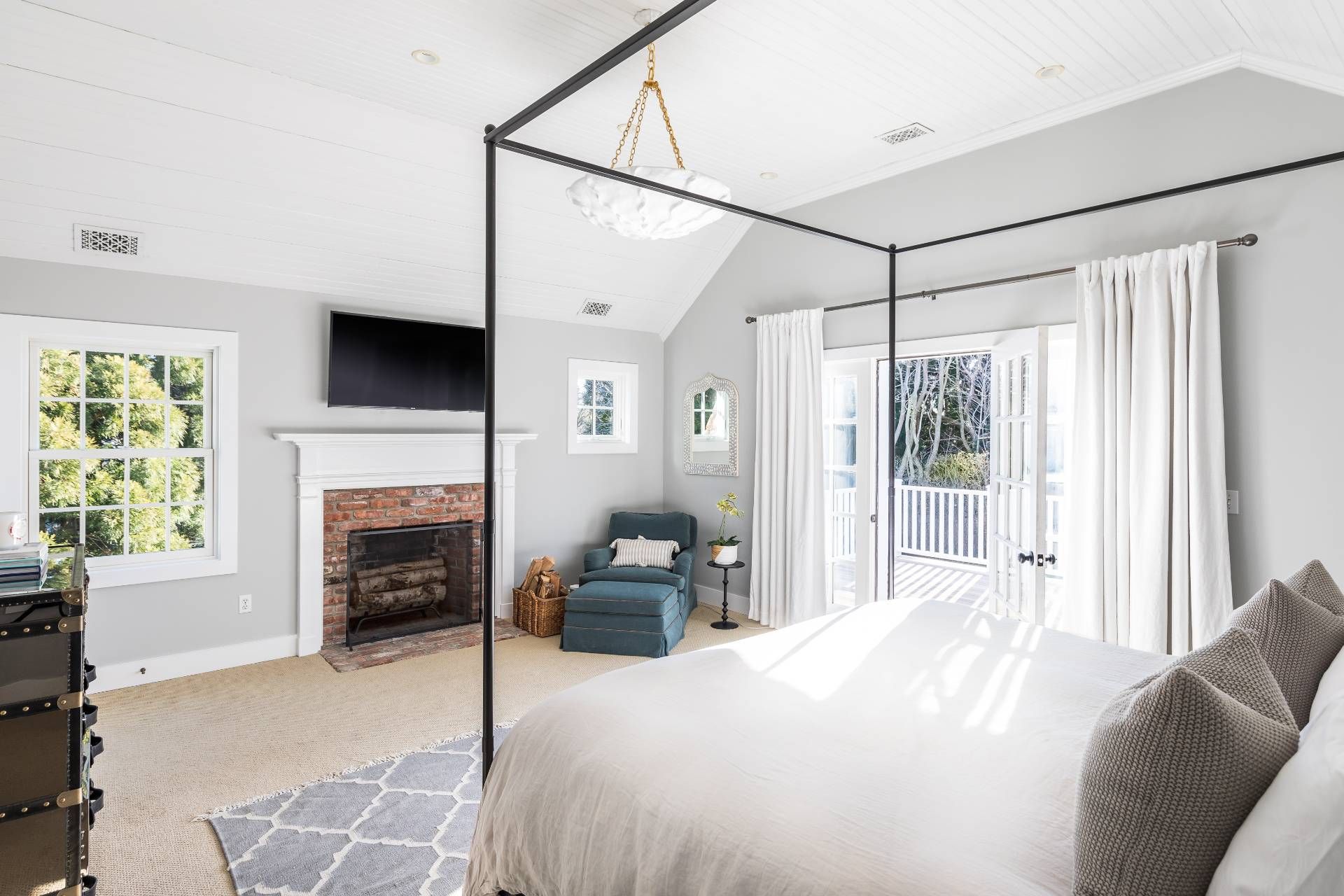 9 Aelfie's Way Bridgehampton, NY 11932 - Photo 11 of 23