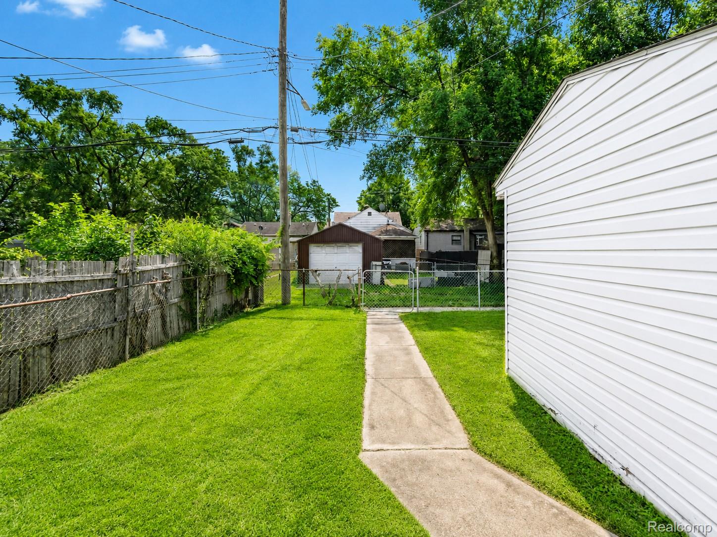 207 Richter Street River Rouge, MI 48218 - Photo 33 of 36 207 Richter 4.jpg