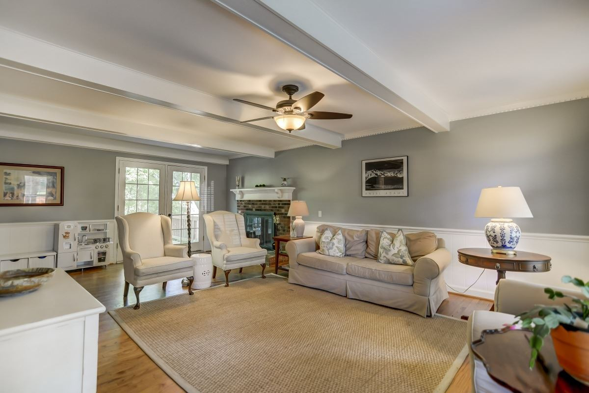 908 Currituck Drive Raleigh, NC 27609 - Photo 4 of 22 Photo 4