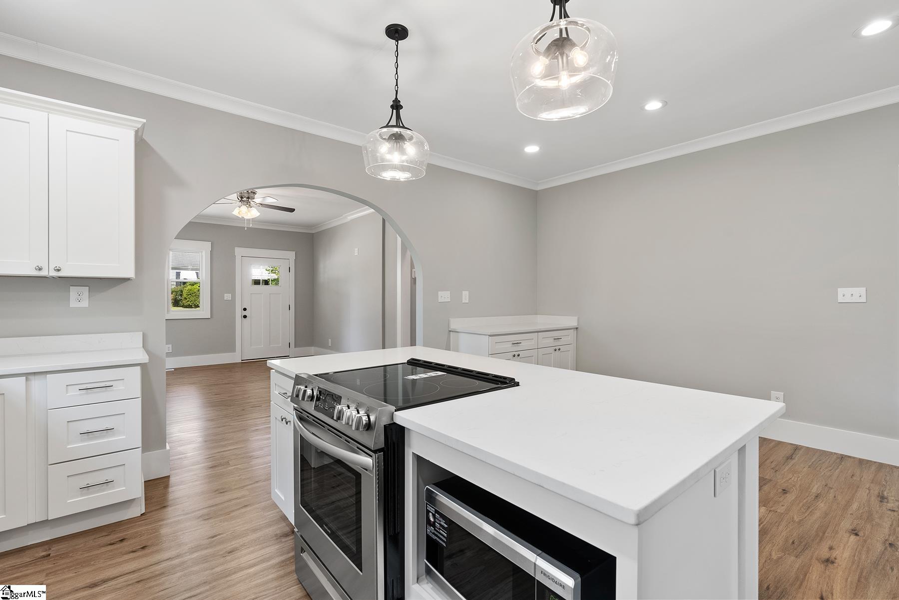 414 Perry Road Greenville, SC 29609 - Photo 14 of 34 Gallery Image 14