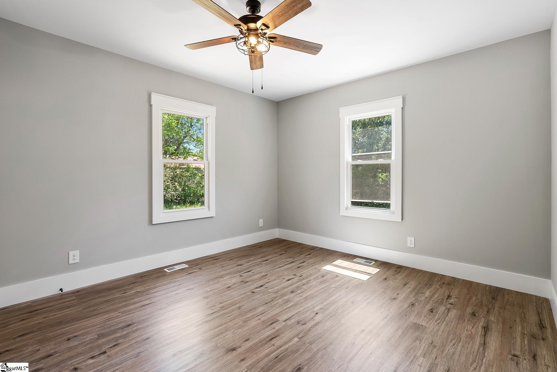 414 Perry Road Greenville, SC 29609 - Photo 21 of 34 Gallery Image 21