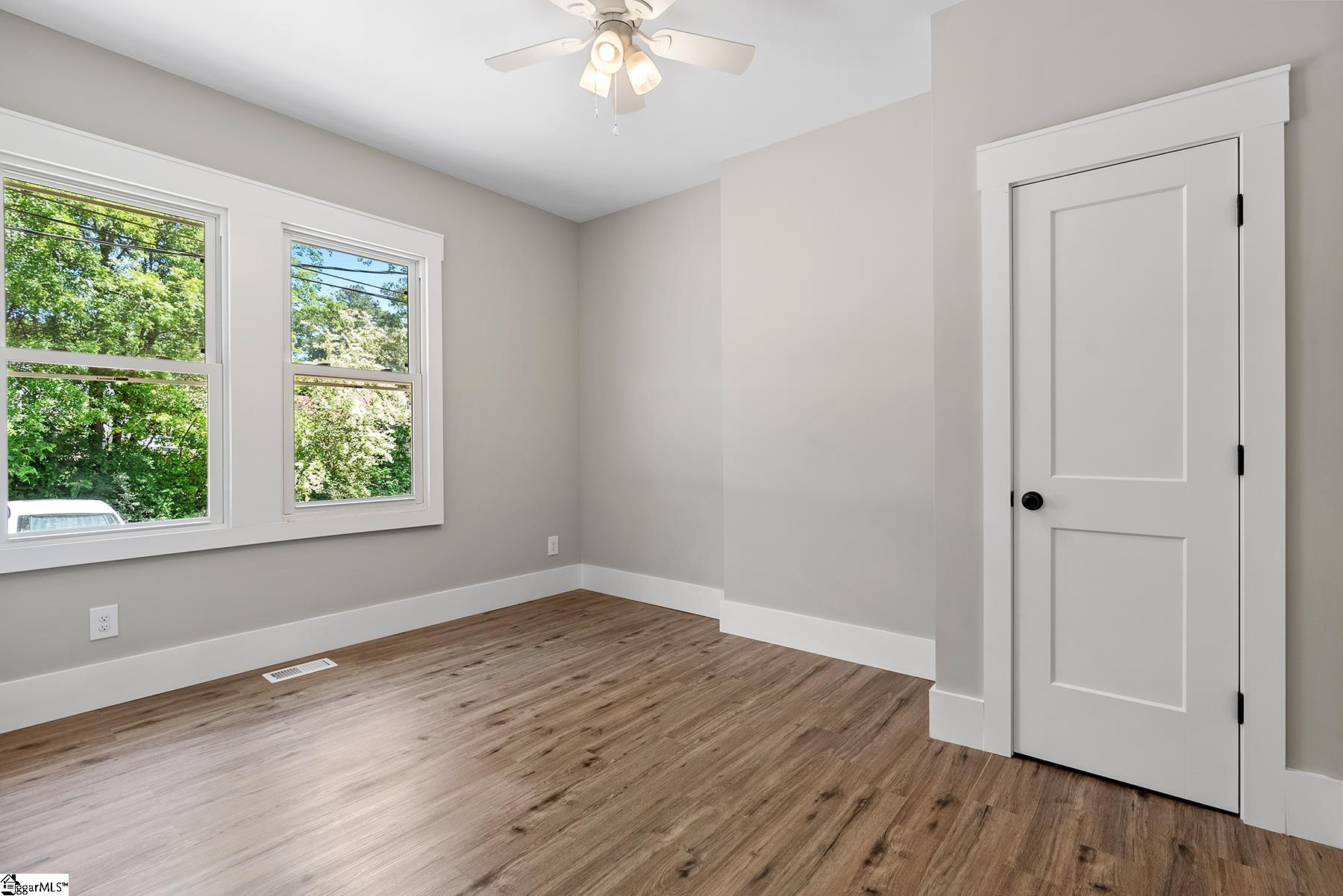 414 Perry Road Greenville, SC 29609 - Photo 27 of 34 Gallery Image 27