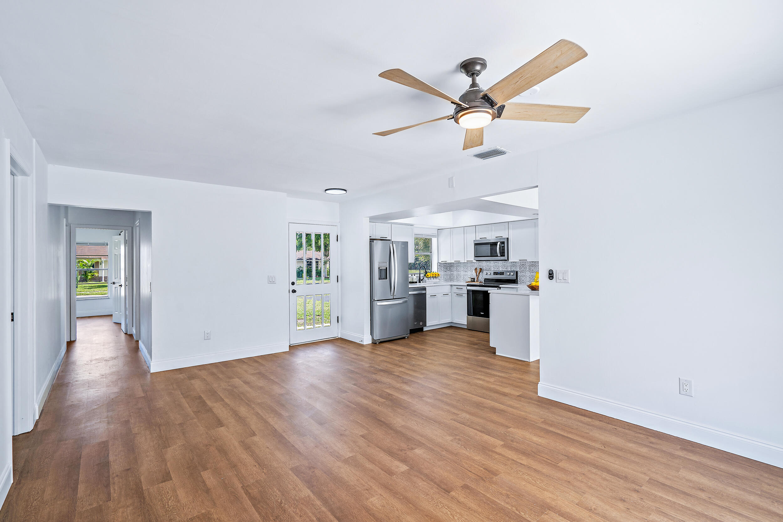 22253 Southwest 64th Way Boca Raton, FL 33428 - Photo 7 of 19 22253 SW 64th Way MLS-5