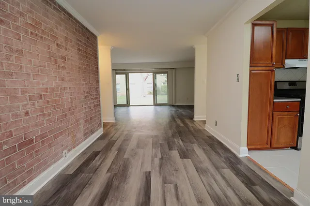 $2,100 | 6010 Westchester Park Drive, Unit T2, College Park, MD 20740