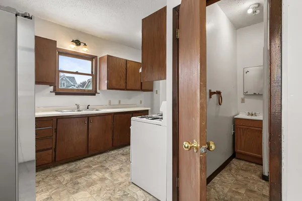 $169,000 | 308 4th Avenue Northeast, Little Falls, MN 56345