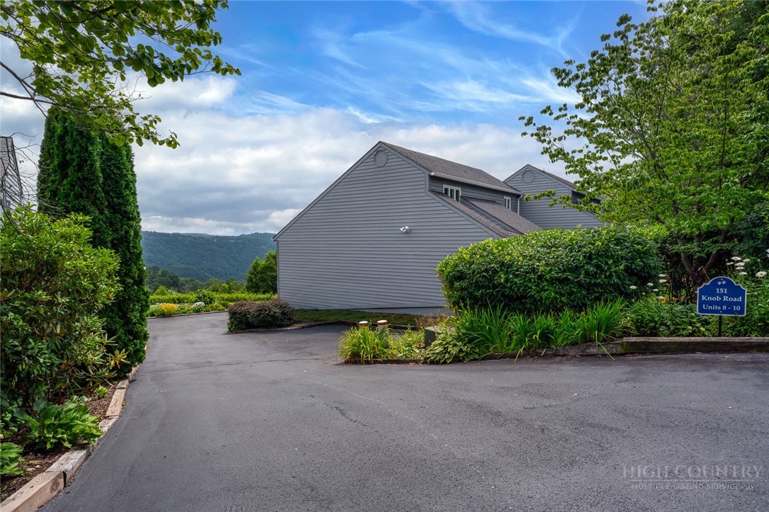 151 Knob Road, Unit 9 Blowing Rock, NC 28605 - Photo 39 of 48 Gallery Image 39